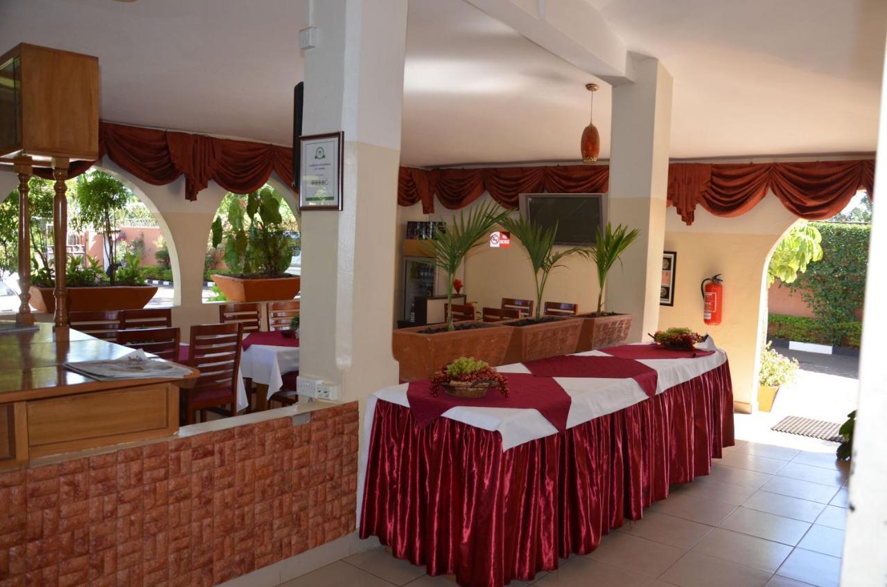 Sunset Hotel Entebbe Eksteriør billede