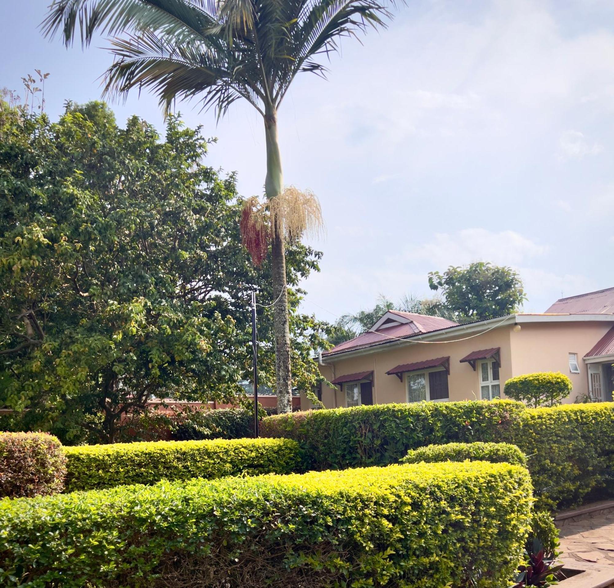 Sunset Hotel Entebbe Eksteriør billede